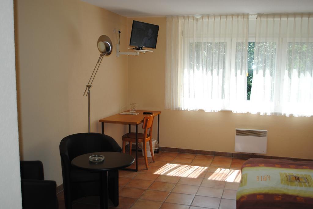 Motel - Hotel La Poularde Romont Exteriör bild